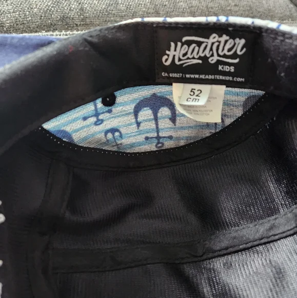 Headster cap - Picture 2 of 3